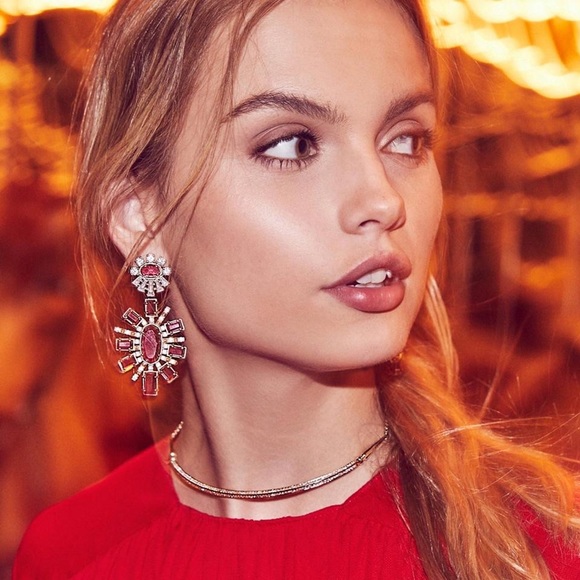 Kendra Scott Jewelry - New Red Berry Gold Glenda Statement Earrings